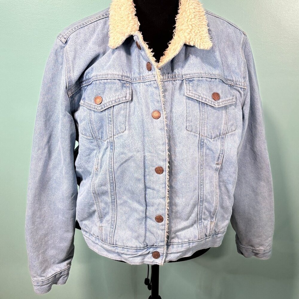 Levi's Cream Sherpa Lined Jean Jacket XXL                 Lot O